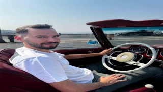 Türk koleksiyonerin restore ettiği araç sosyal medyada büyük beğeni topladı