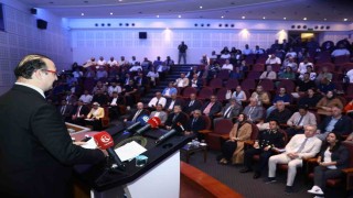 Türkiye-Rusya ilişkileri Atatürk Üniversitesinde masaya yatırıldı