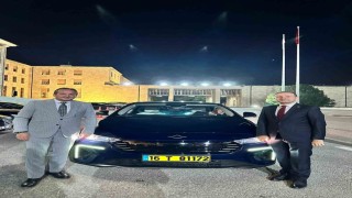 Türkiyenin yerli ve milli otomobili T10F TBMMde sergilendi