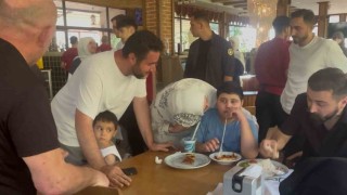 Turla gelenler işletmecinin, işletmeci ise turistlerin çocuğu sandı, kayıp olduğu ortaya çıktı