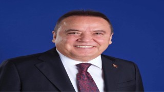 Tutuklu bulunan Muhittin Böcek kontrol için hastaneye kaldırıldı