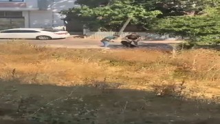 Ümraniyede eski sevgilisinin başına silah dayayıp darp etti