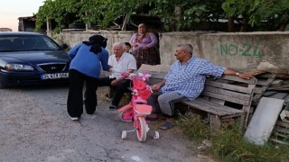 Unutulan gelenek canlandı: Kadın muhtar, mahalleliyi davul-zurnayla düğüne davet etti