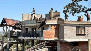 Uşaktaki orman yangını kısmen kontrol altında