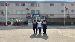 Uyuşturucudan 17 yıl 10 ay hapis cezası bulunan şahıs yakalandı