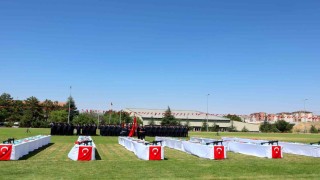 Vali Çiçek, 31inci Dönem POMEM Mezuniyet Törenine katıldı