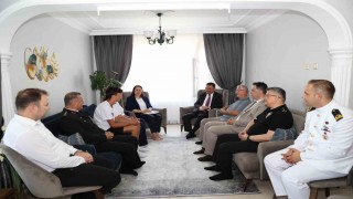 Vali Hacıbektaşoğlundan şehit ailesine ziyaret