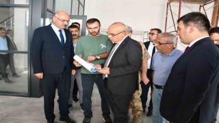 Vali Koçtan Patnos ve Dedeliye ziyaret