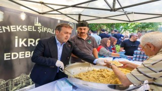 Vali Sözerden geleneksel pilav ikramı