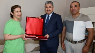 Vali Yılmaz: “Şehitlerimizin Hatıralarını Yaşatmak Boynumuzun Borcudur”