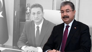 Vali Yılmaz’dan eski Vali Karaömeroğlu’na Duygusal Veda