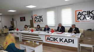 Vali Ziya Polat, Halk Günü Toplantısında vatandaşları dinlendi