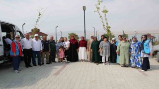 Van Büyükşehir Belediyesi yaşlı bireylere yönelik gezilerine devam ediyor