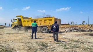 Van Büyükşehir Belediyesinden hafriyat temizleme çalışması