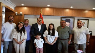 Vezirköprünün gururu: Asya Deniz Karakuş, LGSde Türkiye birincisi oldu