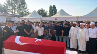 Yangın şehidi Tolunay Kocaman gözyaşları içinde son yolculuğuna uğurlandı