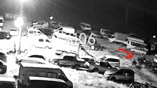 Yediemin otoparkından motosiklet hırsızlığı güvenlik kamerasında