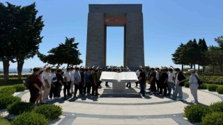 Yeşilyurt Genç Meclis Üyeleri Çanakkalede tarihi mekanları inceledi
