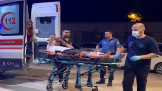 Yol kenarında alkol alırken, av tüfeğiyle vuruldu