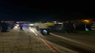 Yolun karşısına geçmeye çalışırken otomobilin çarptığı kadın öldü