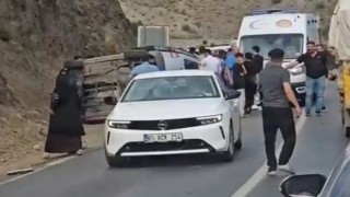 Yüksekova-Van kara yolunda kaza: 5 yaralı