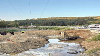 Zonguldakta otomobil dereye uçtu: Baba-oğul hayatını kaybetti