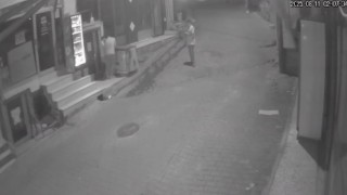 10 liralık dondurma için 100 bin liralık dolabı kırdılar