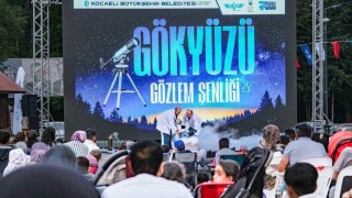12 bin gökyüzü tutkunu uzayı keşfetti