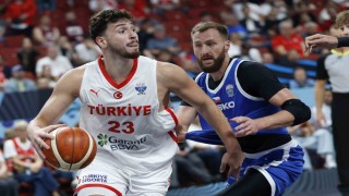 12 Dev Adam, Çekyayı farklı mağlup etti