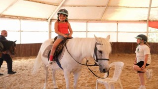 22 bin 686 çocuğa ücretsiz binicilik eğitimi