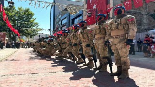 30 Ağustos Zafer Bayramında komandolar boy gösterdi