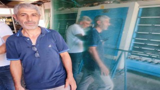 5 bin liralık cam aldı parasını ödemeden gitti