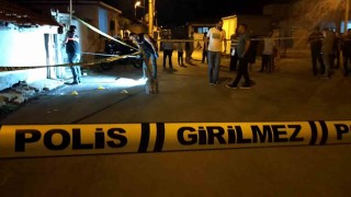 75 yaşındaki adam eşine sinirlenip herkesin gözü önünde intihar etti