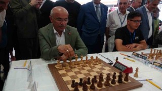 8. Uluslararası Altın Kayısı Satranç Turnuvası Malatyada başladı
