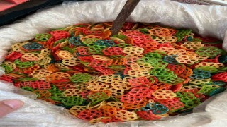 Açıkta satılan cipse el konuldu