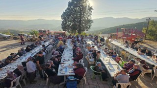 Adanada orman yangınlarının sönmesi için dualar edildi, kurban kesildi