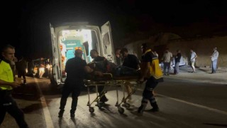 Adıyamanda otomobiller çarpıştı: 3 yaralı