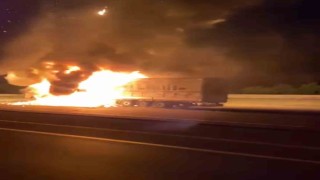 Afyon-Konya yolunda alevler yükseldi