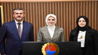 Aile ve Sosyal Hizmetler Bakanı Göktaş Karabük Belediyesini ziyaret etti