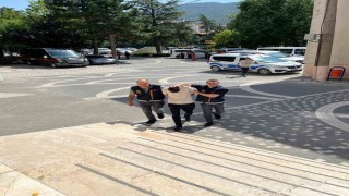 Akşehirde uyuşturucu operasyonu: 3 gözaltı, 1 tutuklama