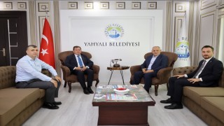 Ali İhsan Kabakcıdan teşekkür plaketi