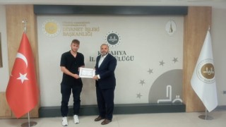 Alman vatandaşı Müslüman oldu