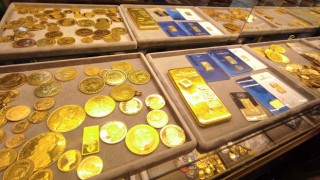 Altın Fiyatları Geriledi: Ons Altın 3.320 Dolar Seviyesinde