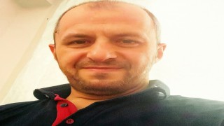 Ampul değiştirmek için çıktığı direkten düşerek hayatını kaybetti