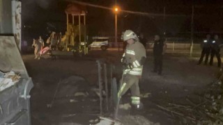 Anız yangını 20 bin nüfuslu mahallenin elektriğini kesti