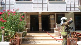 Ankarada 3 katlı binada yangın çıktı