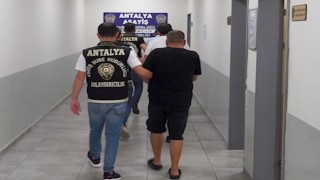 Antalya merkezli tarihi eser dolandırıcılığı operasyonu: 2 tutuklama