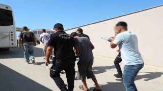 Antalyada eş zamanlı düzenlenen operasyonda 80 aranan şahıs yakalandı