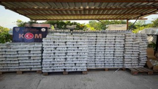 Antalyada kaçakçılık operasyonunda 39 bin 944 şişe kaçak içki ele geçirildi