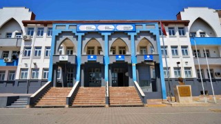 Antalyada öğretmenlerden gönüllü mesai: Yeni eğitim-öğretim yılına okulu kendi elleriyle hazırladılar